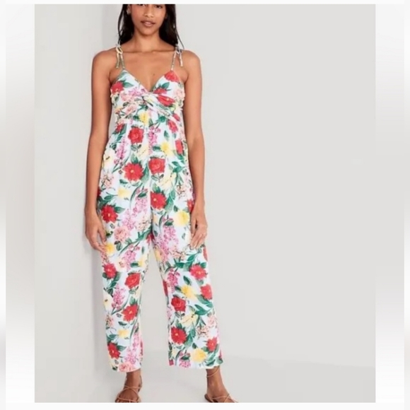 Old Navy Pants - Old Navy Baby Blue Tropical Twisted V Neck Sphaghetti Strap Jumpsuit